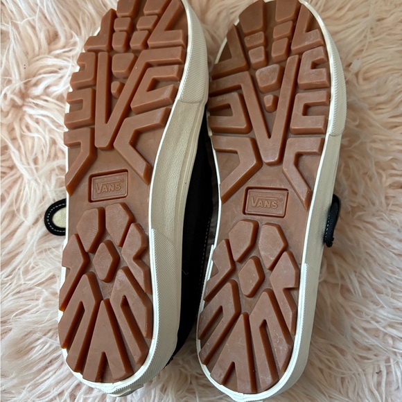 Vans Black and White Buckle Mary Jane Slip-Ons size 6.5 NWOT - Picture 3 of 3